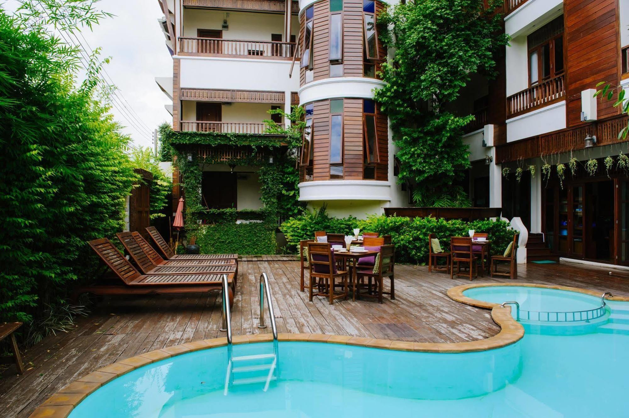 Casa Da Lua Hotel Chiang Mai Bagian luar foto