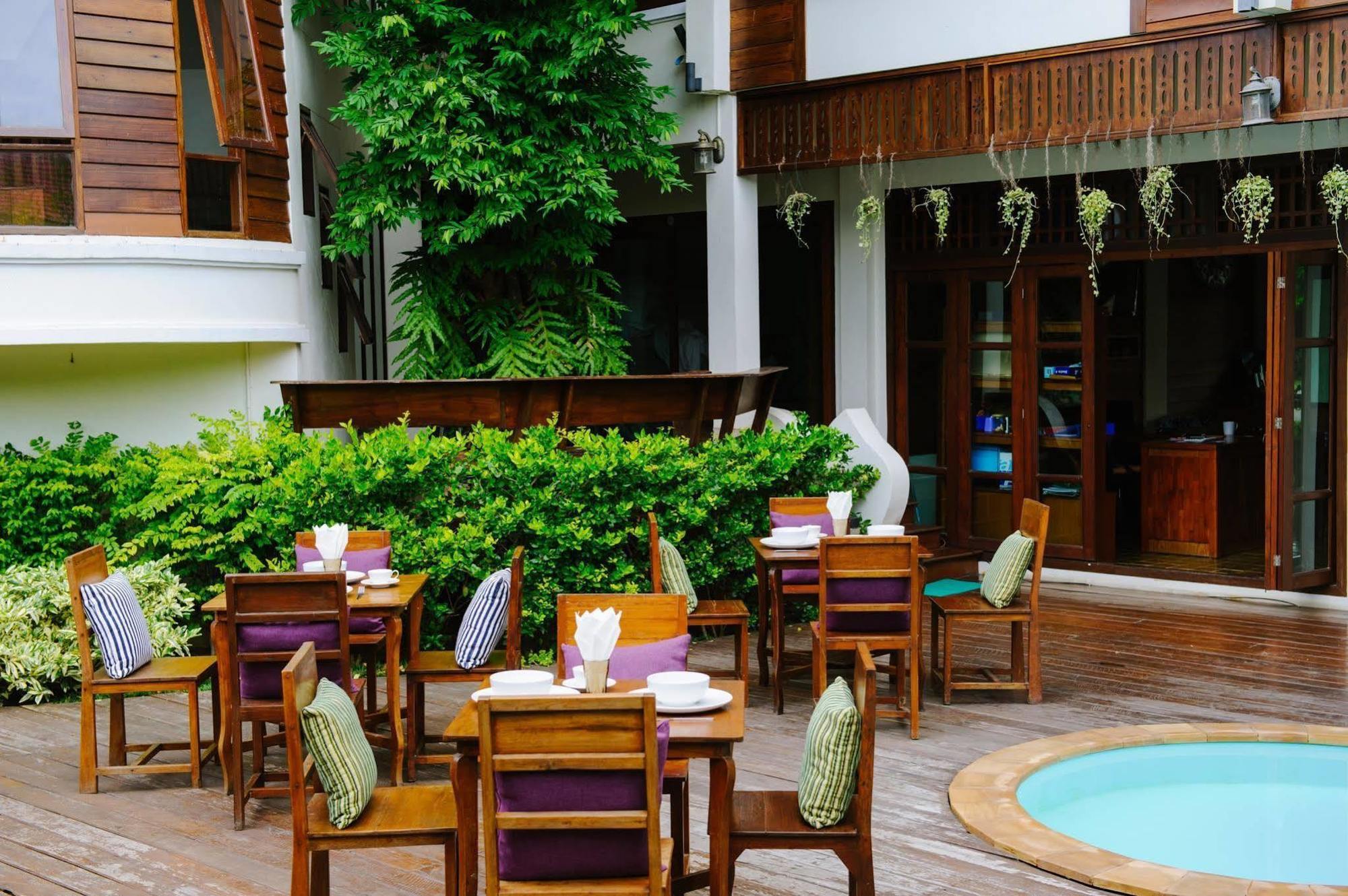 Casa Da Lua Hotel Chiang Mai Bagian luar foto